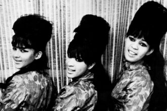 nedra-talley-ross,-last-surviving-member-of-1960s-girl-band-ronette,-dies-at-80