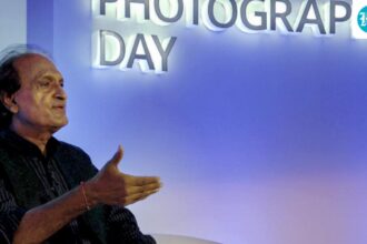 raghu-rai:-an-icon-whose-lens-recorded-india’s-evolving-political-and-social-conscience