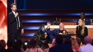 ‘kill-tony’-director-tony-hinchcliffe-inks-multi-year-deal-with-fox’s-red-seat-ventures-(exclusive)