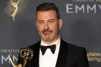 jimmy-kimmel-net-worth:-how-the-late-night-host-made-his-millions