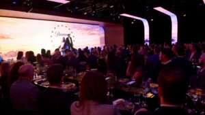 paramount-asks-fcc-to-sign-off-on-middle-east-investment-in-warner-bros.-megadeal