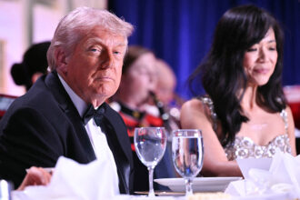 the-president-of-the-white-house-correspondents’-association-says-hilton-donated-about-2,600-uncatered-dinners-from-saturday’s-event