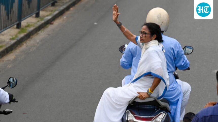 ‘i-will-win’:-mamata-banerjee-holds-mega-roadshow-in-bhabanipur-as-election-campaign-ends-for-second-phase-of-voting