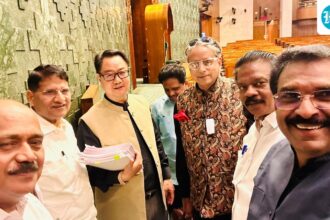 ‘shashi-tharoor-accepted-congress-was-anti-women’:-kiren-rijiju-reveals-post-parliament-session-conversation