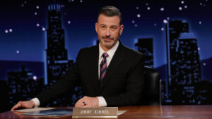 jimmy-kimmel-defends-melania-trump’s-‘widow’-joke-and-refuses-to-apologize-for-it