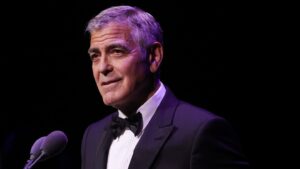 george-clooney-condemns-political-violence-and-calls-for-unity-to-‘make-america-truly-great-again’-after-shooting-of-white-house-reporters-during-dinner