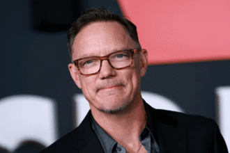 “people-are-hiring-me-again”-because-of-nostalgia,-matthew-lillard-says
