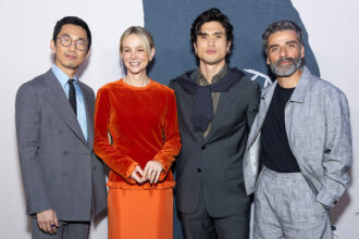 “beef”-creator-lee-sung-jin-says-he-will-be-“absolutely-happy”-for-season-2-to-end