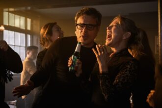 “alice-and-steve”-tops-the-boxed-series-while-british-drama-takes-top-honors
