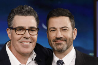 adam-carolla-defends-jimmy-kimmel-amid-melania-trump’s-‘pregnant-widow’-reaction:-‘pretty-typical-roast-joke’
