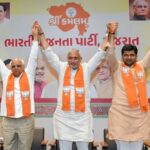 bjp-sweeps-all-15-corporations-in-gujarat-civic-polls,-wins-over-6,400-seats