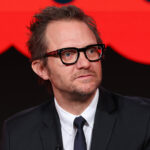 the-cw-strikes-streaming-deals-with-espn-and-roku