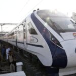 vaishnau-raises-flag-of-jammu-srinagar-vande-bharat;-services-start-from-may-2