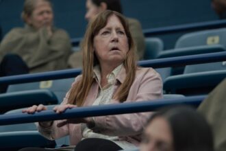 ‘the-testaments’:-ann-dowd-reveals-parentage-hint-and-brutal-aunt-lydia’s-backstory-episode