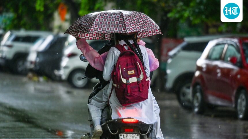 rain,-heatwave,-rain:-a-spell-of-humidity-keeps-delhi’s-april-weather-in-check,-bringing-a-possible-end-to-the-month
