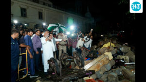 seven-people-were-killed-after-a-wall-of-a-government-hospital-collapsed-amid-heavy-rains-in-bengaluru