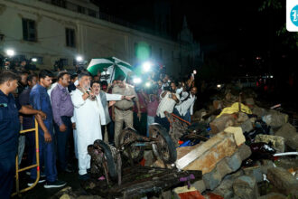 seven-people-were-killed-after-a-wall-of-a-government-hospital-collapsed-amid-heavy-rains-in-bengaluru
