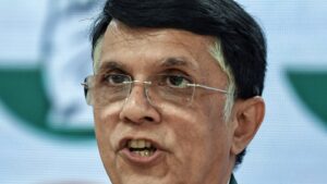 ‘there-is-no-need-to-humiliate-me-with-arrest’:-pawan-khera-tells-supreme-court-during-bail-hearing