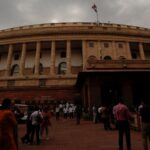 severe-thunderstorm-warning-for-delhi-ncr,-imd-red-alert-in-some-parts-as-sky-turns-grey.