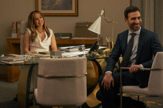 netflix’s-‘office-romance’-trailer:-jennifer-lopez-and-brett-goldstein-have-a-steamy-relationship-at-work-in-the-romantic-comedy