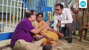 high-drama-in-bengal-as-trinamool-organizes-sit-in-outside-evm-center-in-bengal:-‘ballot-papers-being-moved’