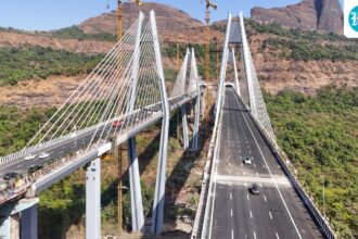 what-is-the-‘missing-link’-project-launched-on-mumbai-pune-expressway?-“engineering-marvel,”-he-explained.