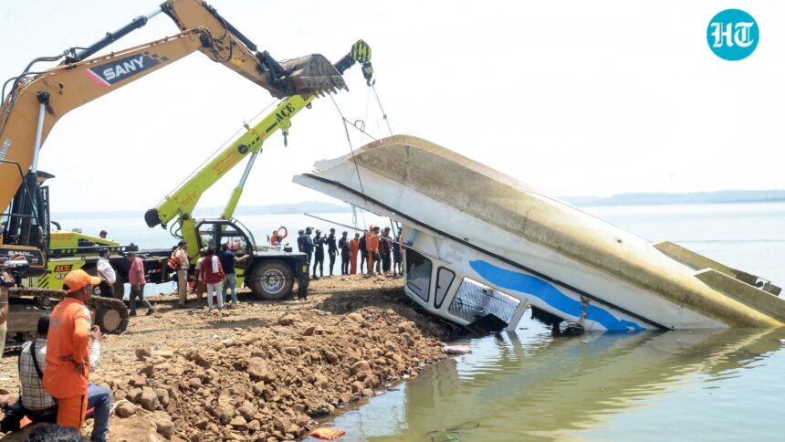 jabalpur-tragedy:-mp-tourist-boat-sailed-despite-yellow-warning,-life-jackets-locked-below-deck