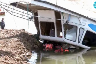 a-mother-and-son-wearing-one-life-jacket-are-among-the-victims-of-the-jabalpur-boat-capsize