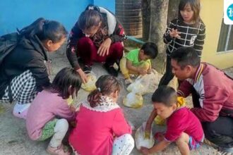 myanmar’s-bombing-has-led-to-an-influx-of-refugees-into-mizoram’s-border-villages