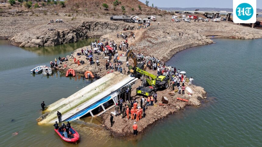 ‘save-me…’:-a-delhi-woman-recalls-the-last-video-call-of-her-sister-who-died-in-the-jabalpur-boat-tragedy