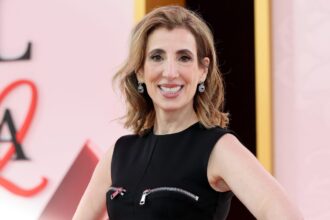 aline-brosh-mckenna-talks-fanservice-and-fashion-in-‘devil-wears-prada-2’-–-that’s-it!