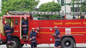 at-least-nine-have-been-killed-in-a-fire-in-delhi’s-vivek-vihar,-and-police-say-the-search-is-still-ongoing