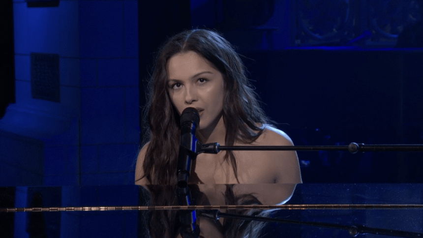 olivia-rodrigo-recalls-working-with-‘acting-legend’-jake-paul,-and-sings-a-‘drivers-license’-parody-on-‘snl’