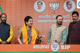 after-switching-to-bjp,-padmaja-venugopal-is-eyeing-thrissur-in-a-three-cornered-fight