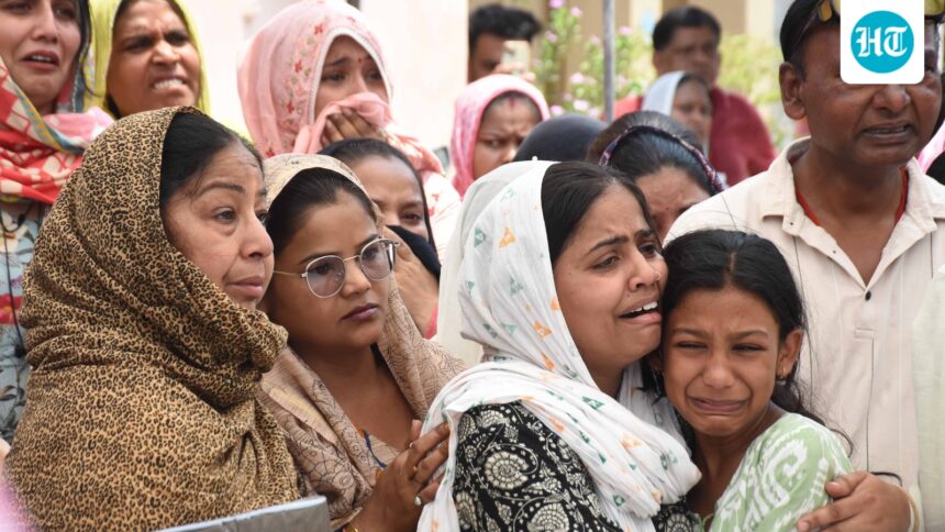 “if-i-had-not-taken-them-there,-the-family-would-have-survived.”:-jabalpur-boat-accident-survivor-who-lost-3-relatives