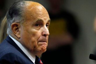 rudy-giuliani,-former-new-york-city-mayor-and-“the-masked-singer”-rival,-is-in-“critical-condition”-in-hospital