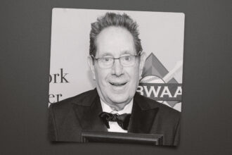 john-sterling,-legendary-new-york-yankees-broadcaster,-has-died-at-the-age-of-87