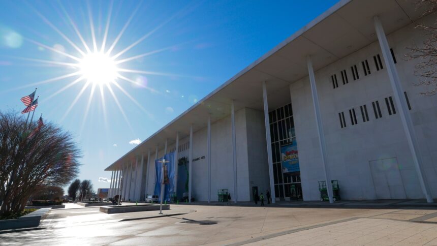 iatse-files-formal-charges-against-the-kennedy-center-after-it-laid-off-workers