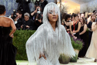 teyana-taylor-shines-in-silver-at-the-2026-met-gala