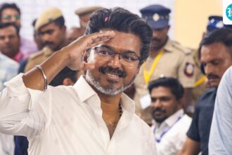 ‘on-his-legs-without-an-alliance’:-vijay’s-father-praises-his-‘boldness’-amid-tamil-nadu-uproar
