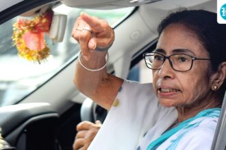 a-woman-in-a-male-dominated-field-how-mamata-banerjee-lost-bengal-to-an-‘outside’-bjp.