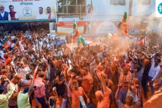 congress-wins-two-seats,-cpi(m)-one-in-bengal-polls,-but-vote-share-declines