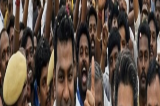 tamil-nadu-government-formation-news-live:-vijay’s-tvk-shifts-mlas-to-hotel-amid-tn-govt-push,-seeks-time-to-meet-guv