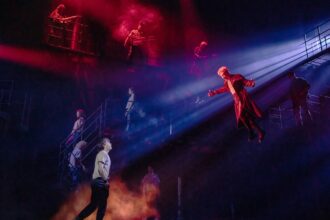 broadway-box-office:-‘lost-boys’-grosses-$1-million,-maya-rudolph-breaks-‘oh,-mary!’-records