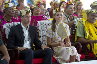 the-kate-middleton-topless-photo-scandal-that-proved-she-could-handle-the-job-of-future-queen-(exclusive-excerpt)