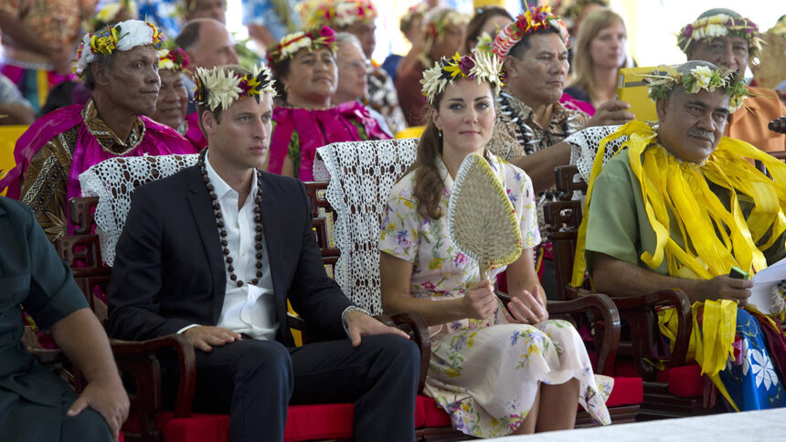 the-kate-middleton-topless-photo-scandal-that-proved-she-could-handle-the-job-of-future-queen-(exclusive-excerpt)