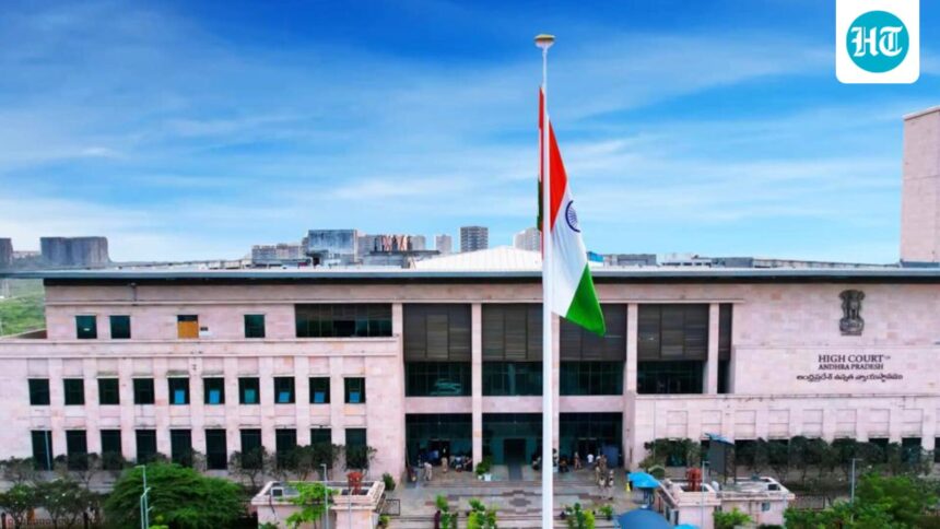 courtroom-row:-cji-seeks-report-on-andhra-pradesh-hc-viral-video