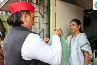 ‘didi,-you-didn’t-lose’:-akhilesh-yadav-supports-mamata,-tmc-after-election-debacle-in-bengal