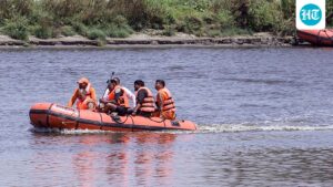 5-children-and-a-woman-drowned-when-a-boat-capsized-in-yamuna-in-hamirpur-in-up;-11-missing-years