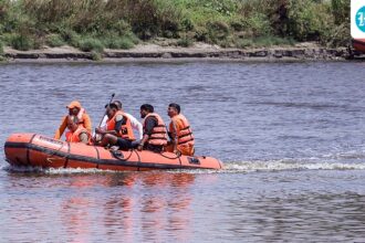 5-children-and-a-woman-drowned-when-a-boat-capsized-in-yamuna-in-hamirpur-in-up;-11-missing-years